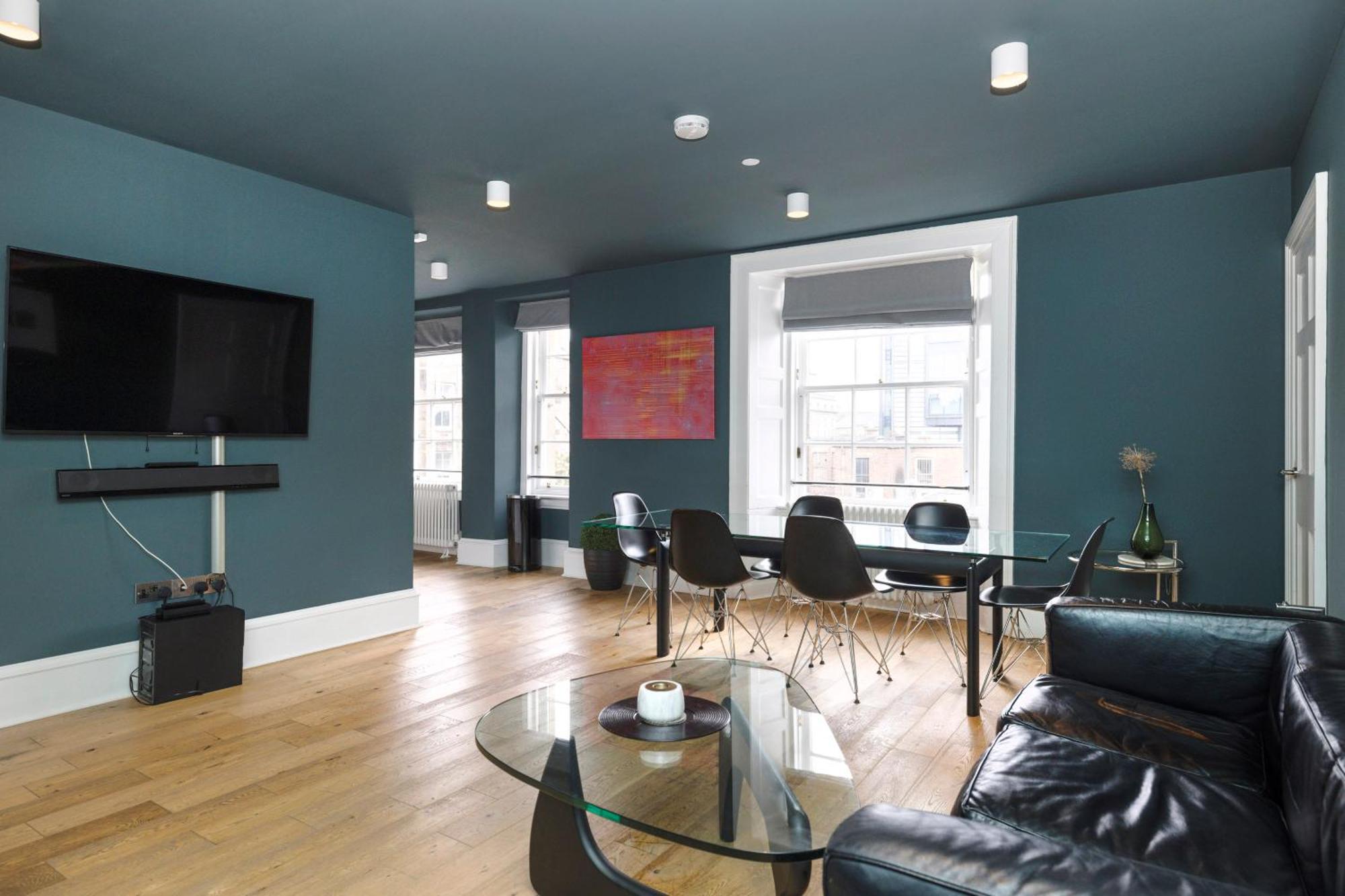 Apartment Joivy Spacious 2br Apt, Moments From West End EDI